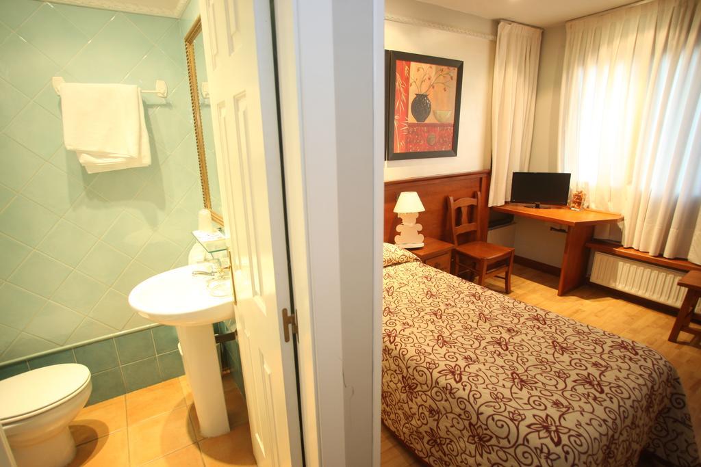 Hostal Vitorina 소리아 외부 사진